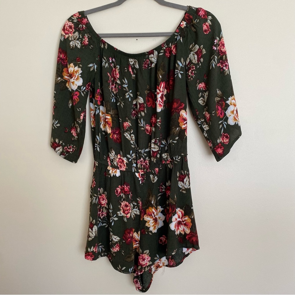 Ambiance Romper, floral, size M elastic neck and waist, mid length sleeves